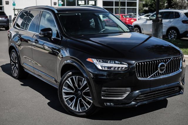 Used 2021 Volvo XC90 T6 Momentum AWD/4WD image 7