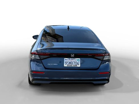 Certified 2025 Honda Accord SE image 4
