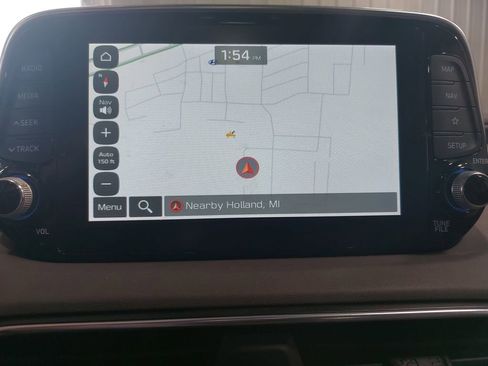 Used 2019 Hyundai Santa Fe AWD image 25