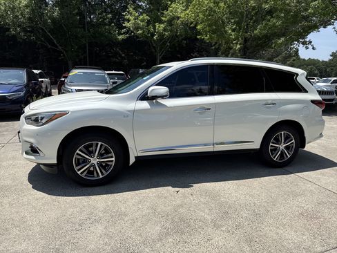 Used 2020 INFINITI QX60 Luxe w/ Essential Package FWD image 4