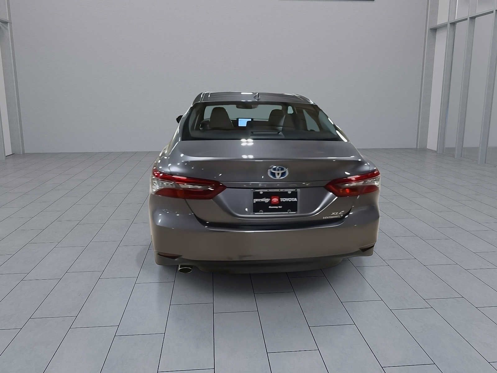 Used 2023 Toyota Camry XLE w/ Cold Weather Package FWD image 7
