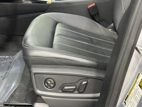 Certified 2023 Audi Q5 2.0T Premium w/ Convenience Package image 17