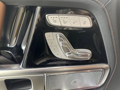 Used 2022 Mercedes-Benz G 63 AMG 4MATIC image 11