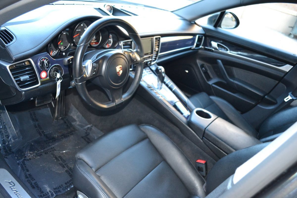 Used 2014 Porsche Panamera 4 w/ Premium Package AWD/4WD image 26