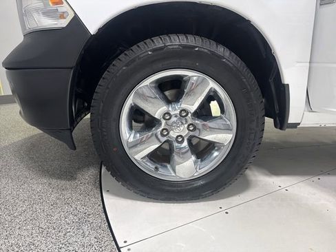 Used 2018 RAM 1500 Tradesman w/ Popular Equipment Group AWD/4WD image 2