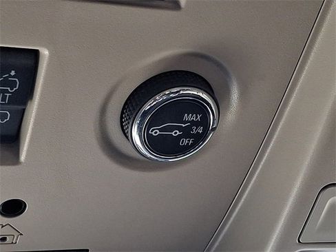 Used 2017 GMC Yukon Denali image 28