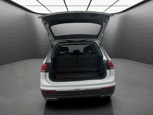 Used 2018 Volkswagen Tiguan S FWD image 19