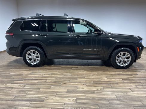 Certified 2023 Jeep Grand Cherokee L Limited w/ Luxury Tech Group II image 33