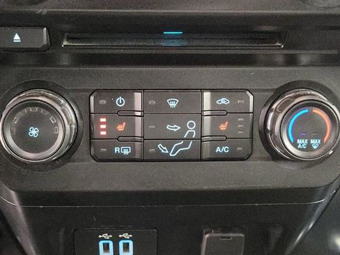 Used 2018 Ford F250 XLT w/ XLT Premium Package image 31