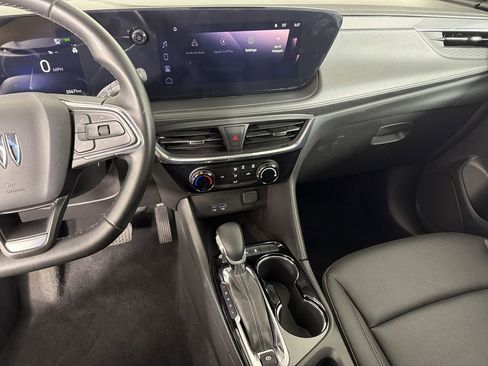 Used 2024 Buick Encore GX Sport Touring image 26