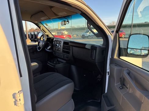 Used 2024 Chevrolet Express 2500 w/ Driver Convenience Package image 14