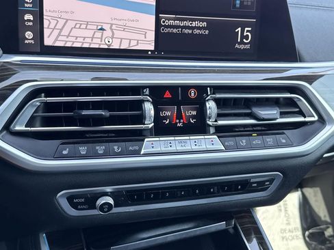 Used 2023 BMW X5 xDrive45e image 14