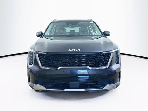 Used 2025 Kia Sorento S AWD/4WD image 2