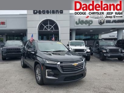 Used 2023 Chevrolet Traverse LT