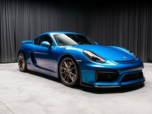Used 2016 Porsche Cayman GT4 image 16