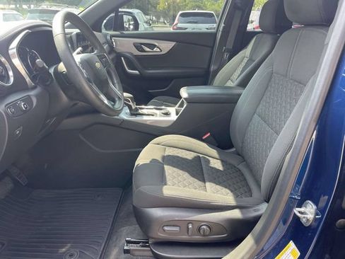 Used 2022 Chevrolet Blazer LT FWD image 15