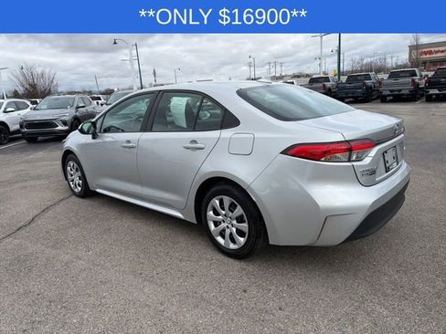 Used 2024 Toyota Corolla LE image 9