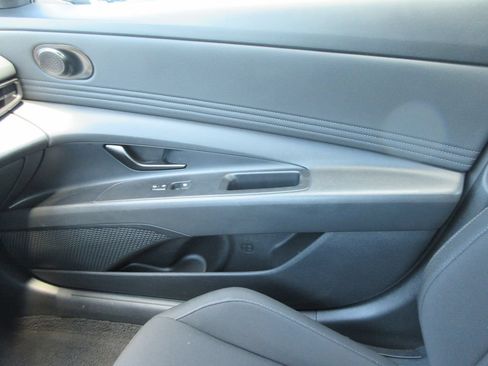 Used 2026 Hyundai Elantra Sport FWD image 28