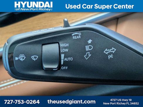 Used 2025 Volkswagen Tiguan SEL R-Line AWD/4WD image 42