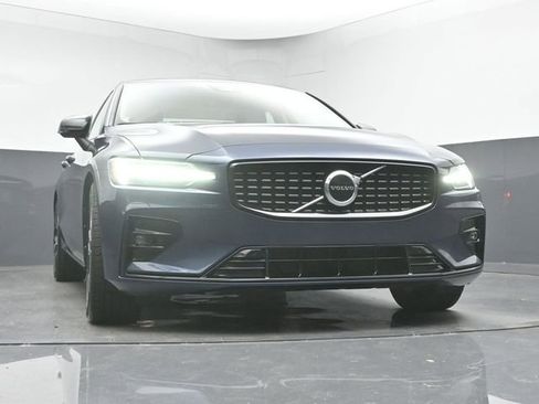 Used 2024 Volvo S60 B5 Core w/ Climate Package image 33