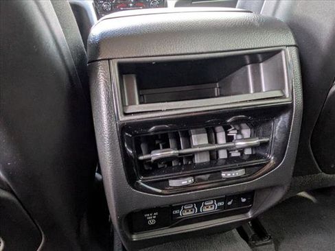 Used 2023 Jeep Grand Cherokee 4WD 4xe image 11