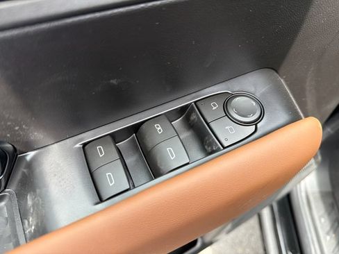 New 2026 GMC Canyon AT4 AWD/4WD image 17