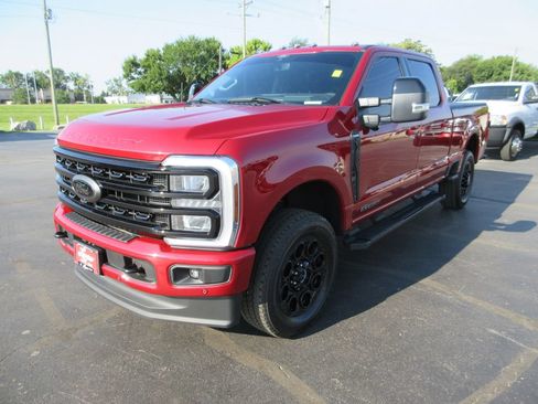 Used 2024 Ford F250 Lariat w/ Lariat Ultimate Package AWD/4WD image 14
