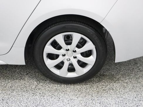 Used 2024 Toyota Corolla LE FWD image 10