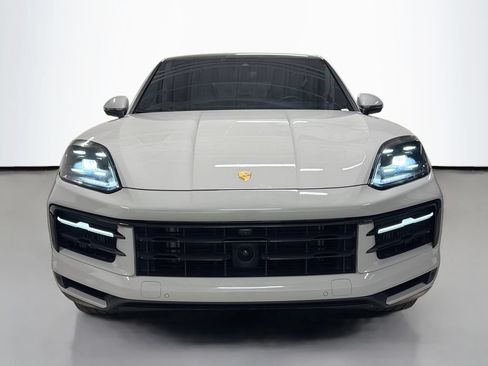Certified 2024 Porsche Cayenne Coupe AWD/4WD image 6