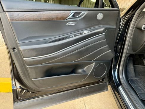 Used 2024 Genesis GV80 2.5T image 10