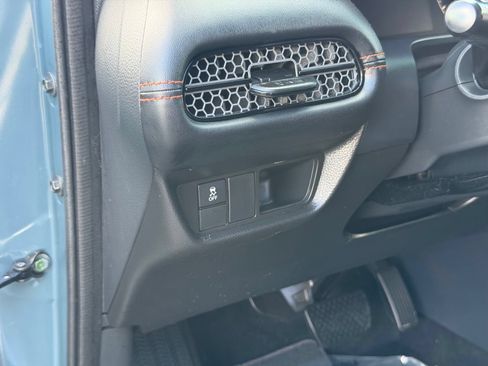 Used 2025 Honda HR-V Sport image 14