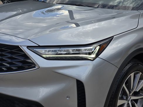 Certified 2025 Acura MDX w/ Technology Package image 9