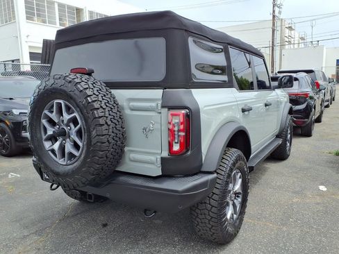 Used 2023 Ford Bronco Badlands AWD/4WD image 30