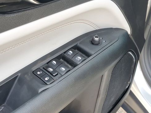 Used 2025 Jeep Compass Limited AWD/4WD image 20