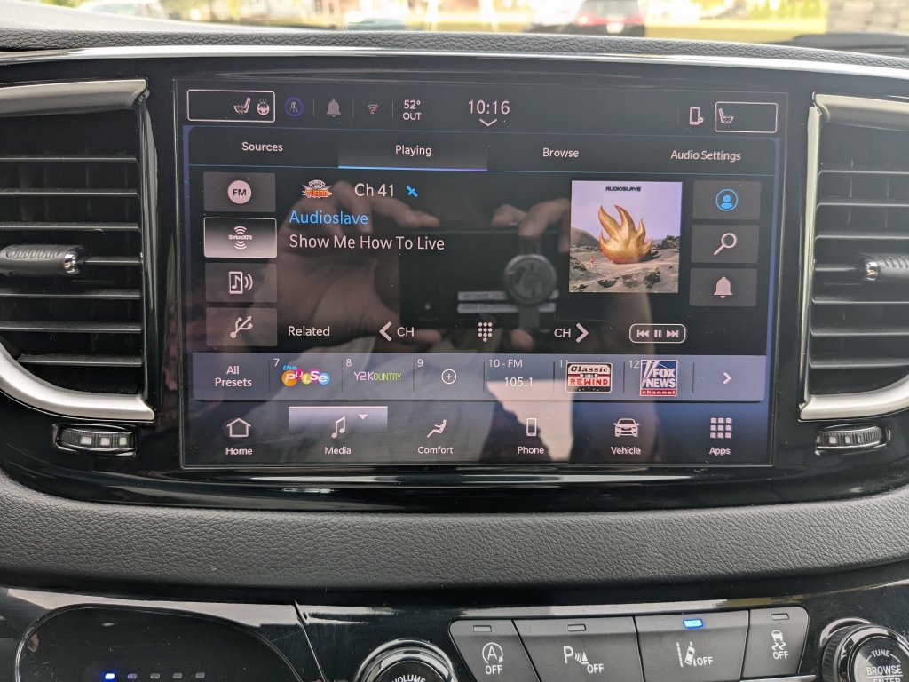 Used 2025 Chrysler Pacifica Select FWD image 20