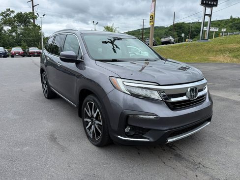 Used 2021 Honda Pilot Touring image 7