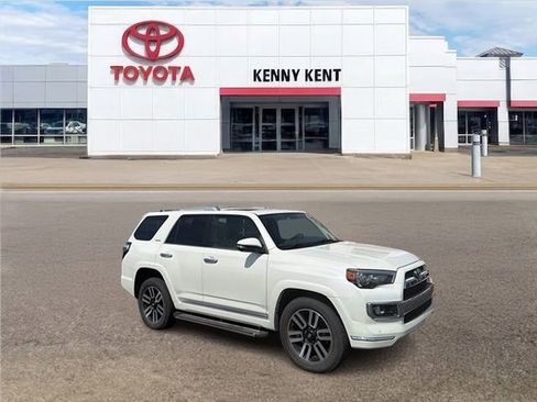 Used 2016 Toyota 4Runner Limited image 1