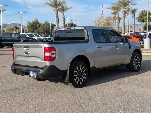 Used 2022 Ford Maverick Lariat image 6