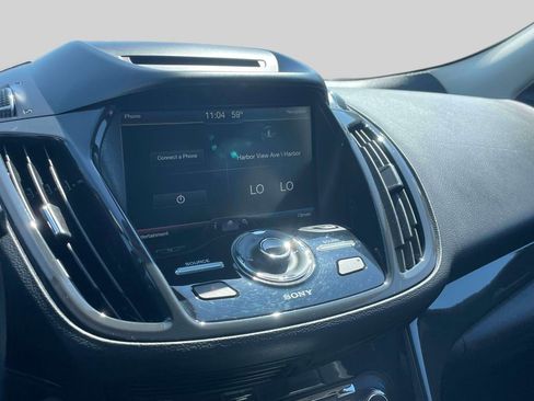 Used 2015 Ford Escape Titanium w/ Equipment Group 301A AWD/4WD image 28