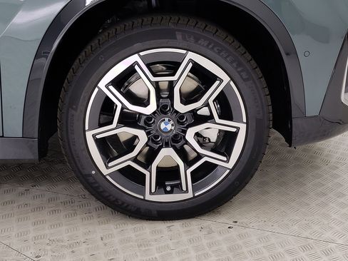 Used 2026 BMW X1 xDrive28i w/ Technology Package AWD/4WD image 4