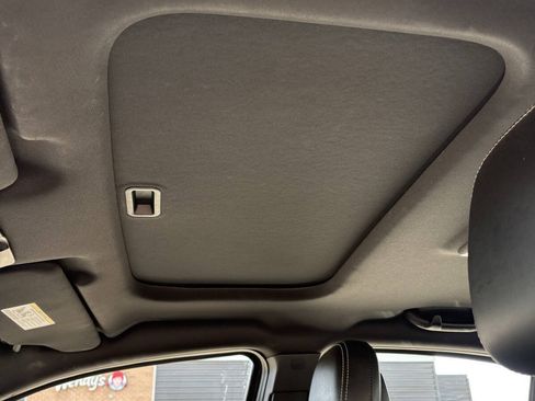 Used 2012 Chrysler 200 Limited FWD image 13