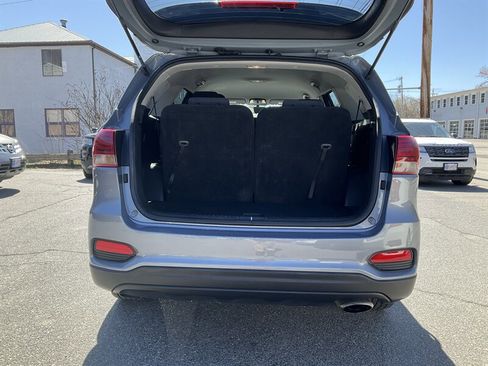 Used 2020 Kia Sorento AWD V6 image 11