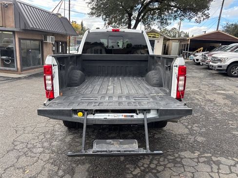 Used 2022 Ford F250 Lariat w/ Lariat Value Package image 32