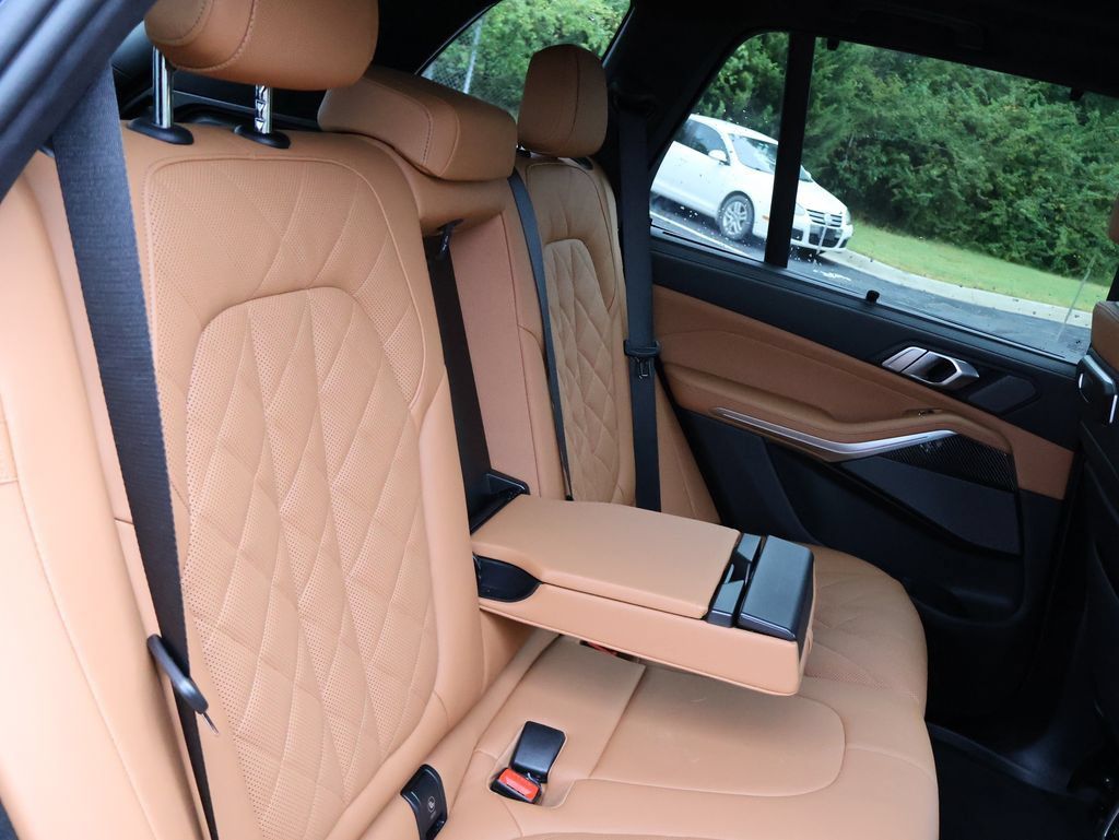Certified 2026 BMW X5 M60i AWD/4WD image 36