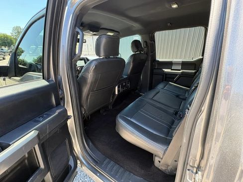 Used 2017 Ford F150 XLT w/ Equipment Group 302A Luxury AWD/4WD image 15