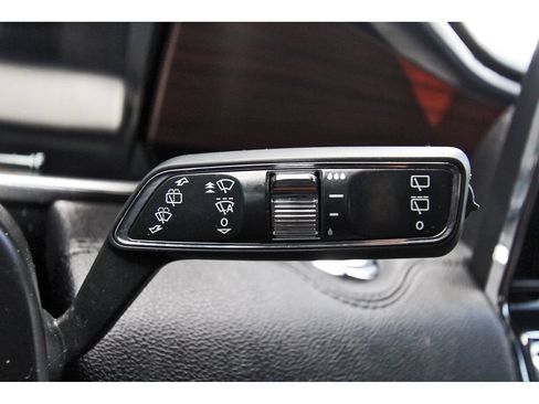 Used 2019 Lincoln Navigator Reserve w/ Cargo Package AWD/4WD image 19