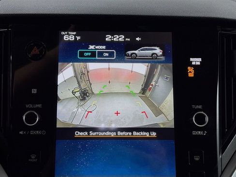 Certified 2025 Subaru Outback Premium AWD/4WD image 11
