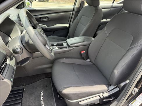 Used 2024 Nissan Sentra S FWD image 20