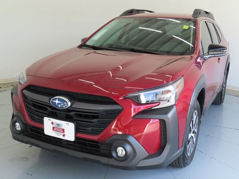 Certified 2025 Subaru Outback Premium image 10