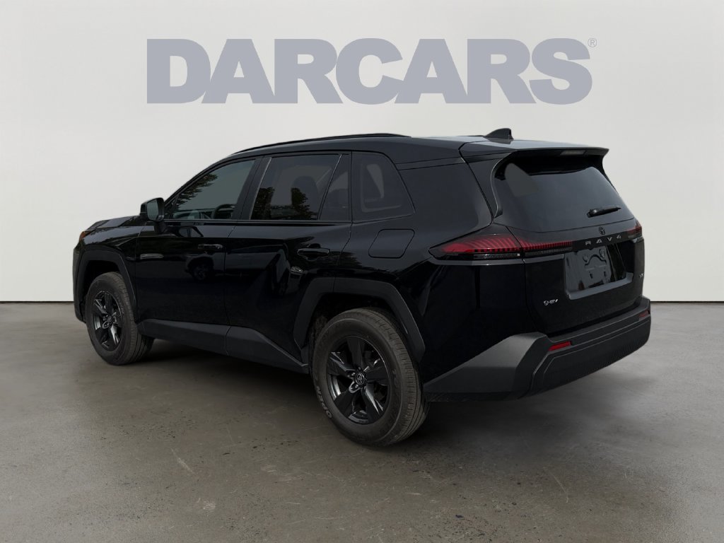 Used 2026 Toyota RAV4 LE FWD image 5